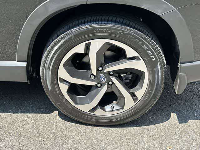 Certified 2024 Subaru Forester Touring AWD/4WD image 5
