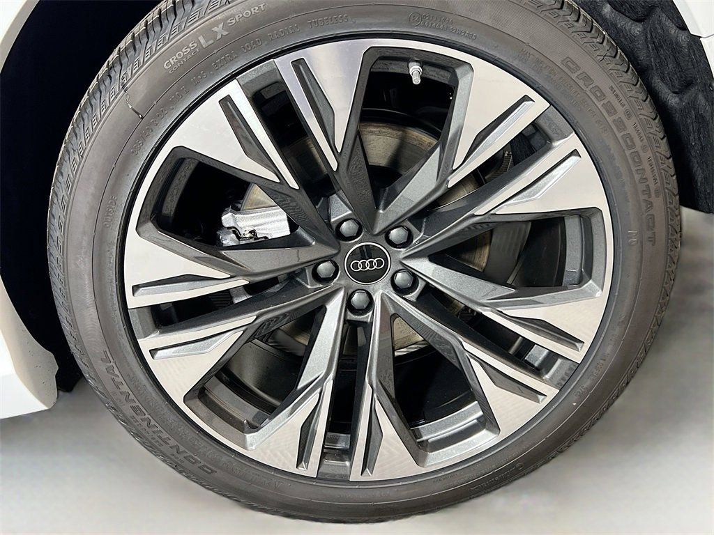 New 2026 Audi Q8 Premium Plus AWD/4WD image 30