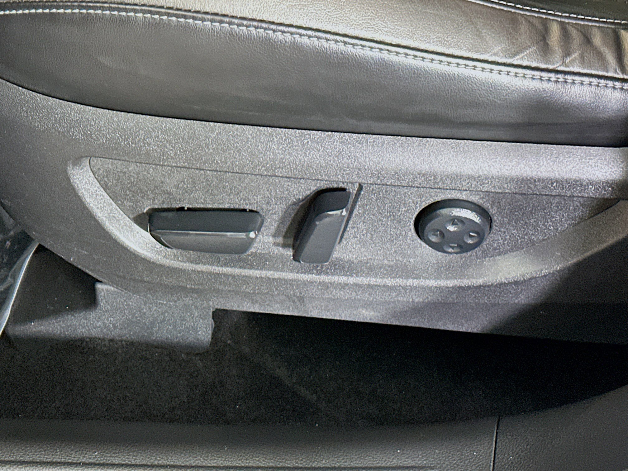 Used 2023 INFINITI QX55 Luxe w/ Cargo Package image 13