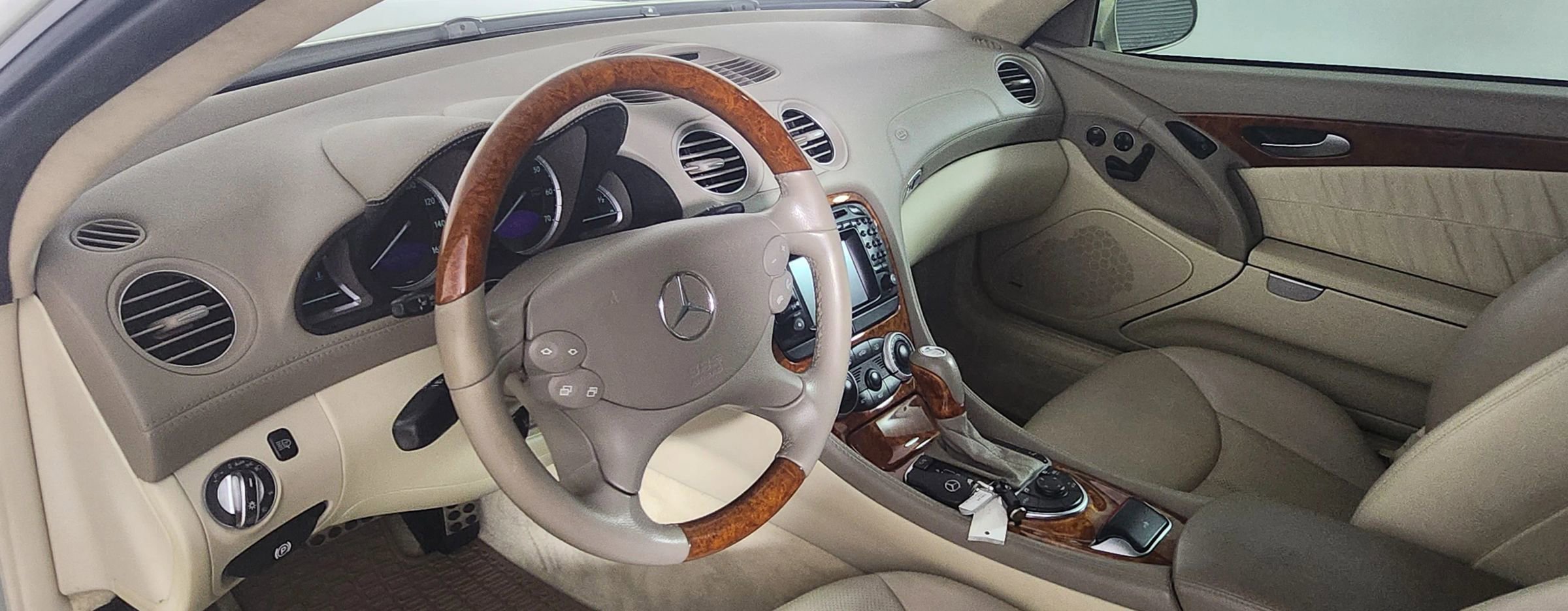 Used 2004 Mercedes-Benz SL 600 image 18