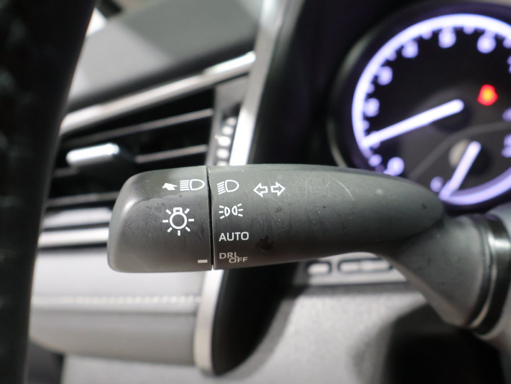 Used 2023 Toyota Camry SE w/ Convenience Package FWD image 35