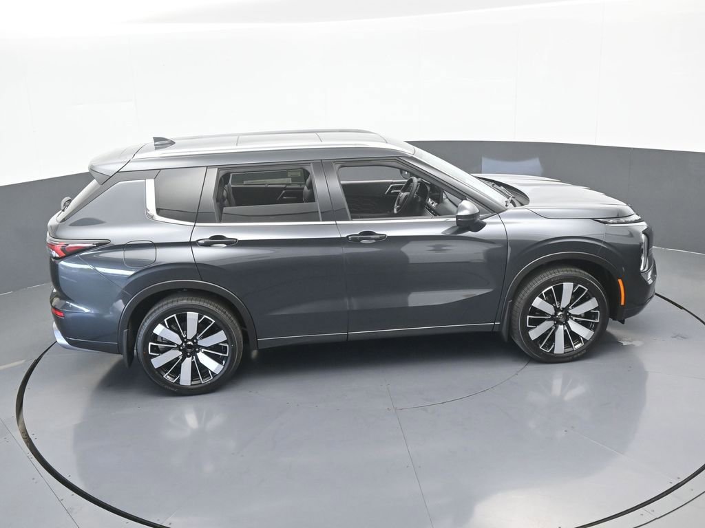 New 2026 Mitsubishi Outlander SEL FWD image 52