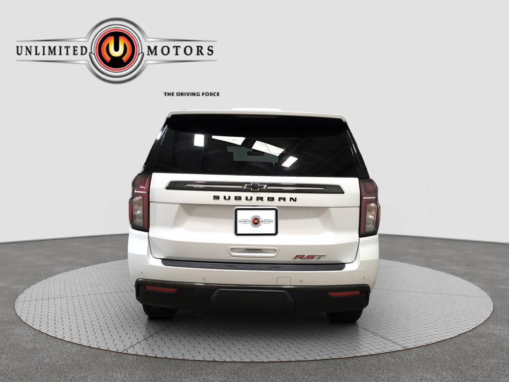 Used 2021 Chevrolet Suburban RST w/ Luxury Package AWD/4WD image 16