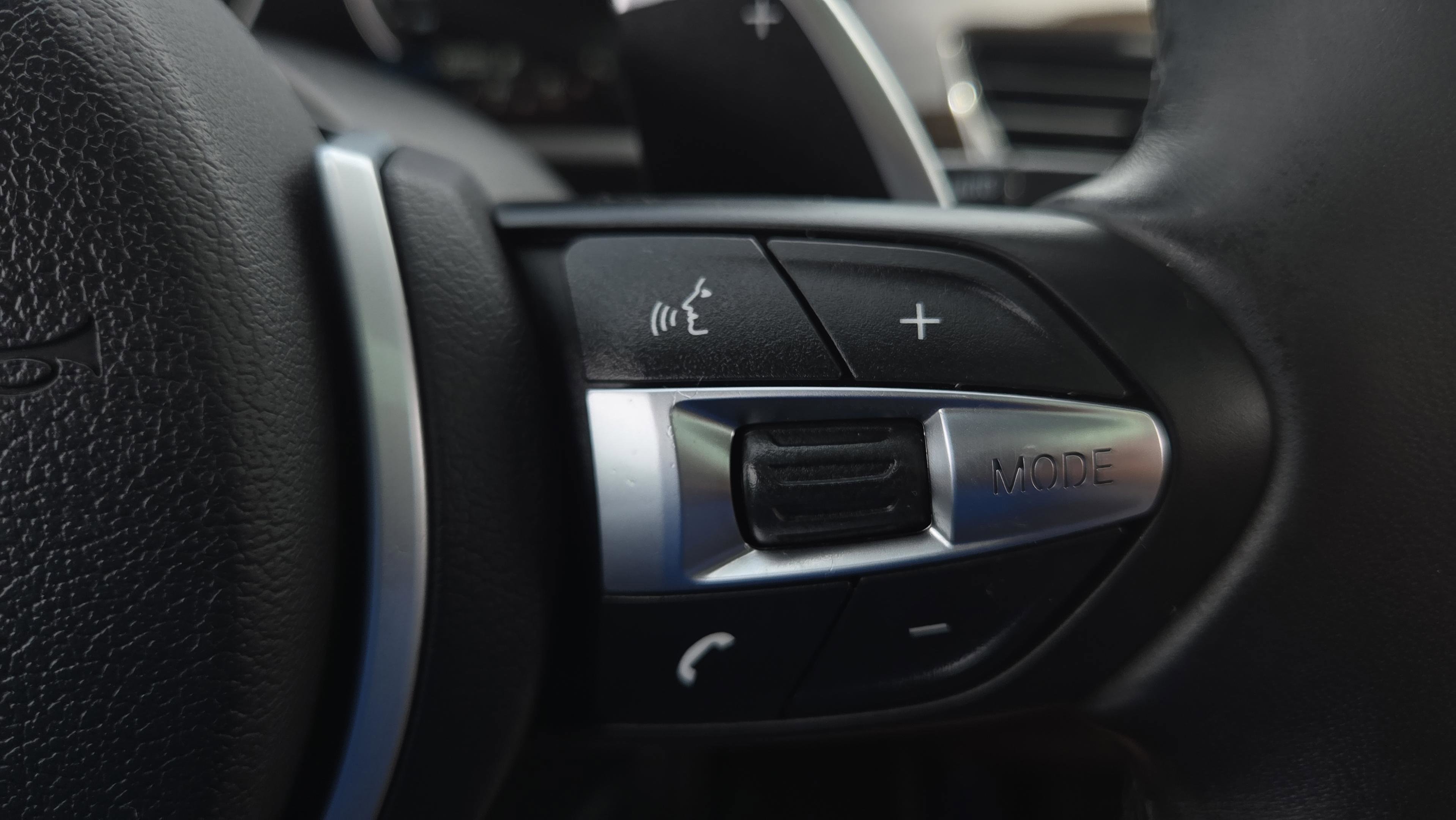 Used 2023 BMW X2 sDrive28i w/ M Sport Package FWD image 25