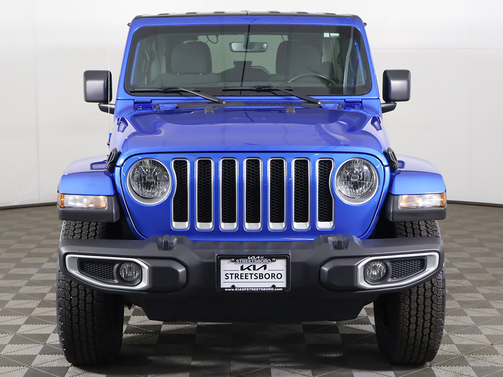 Used 2023 Jeep Wrangler Unlimited Sahara w/ Cold Weather Group AWD/4WD image 9