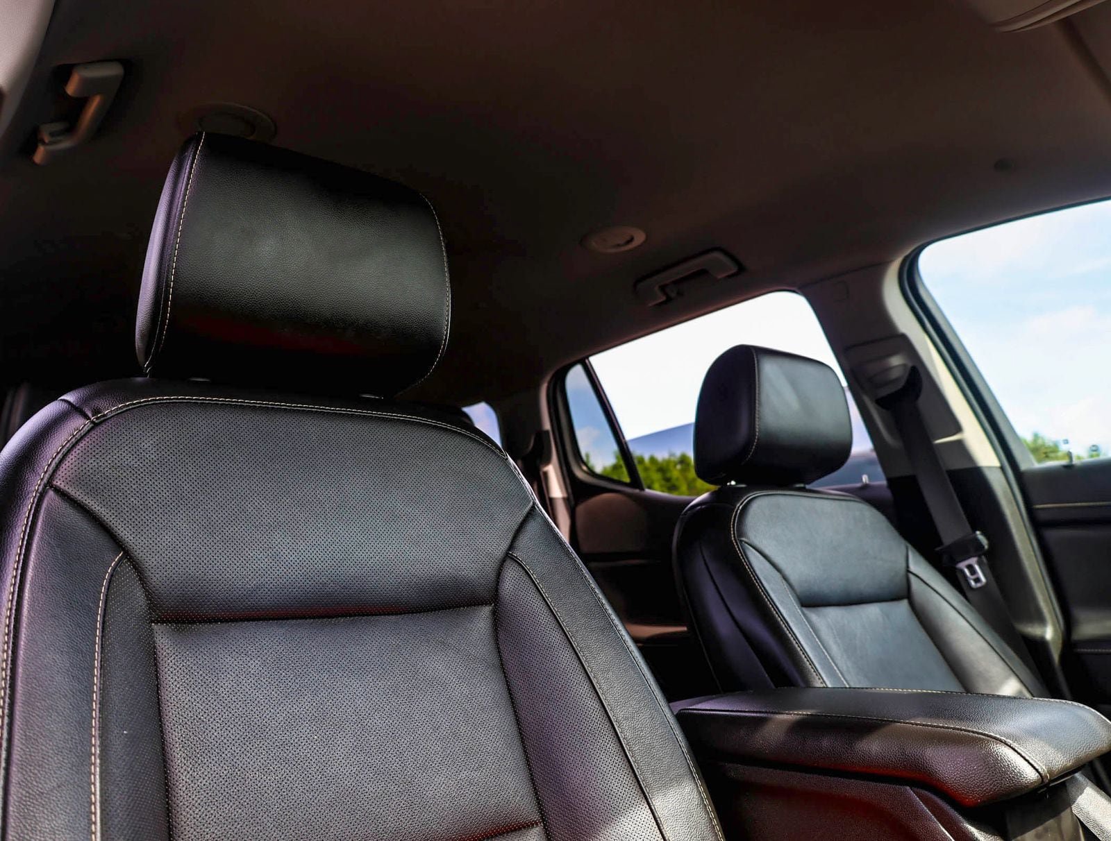 Used 2020 GMC Acadia SLT AWD/4WD image 14