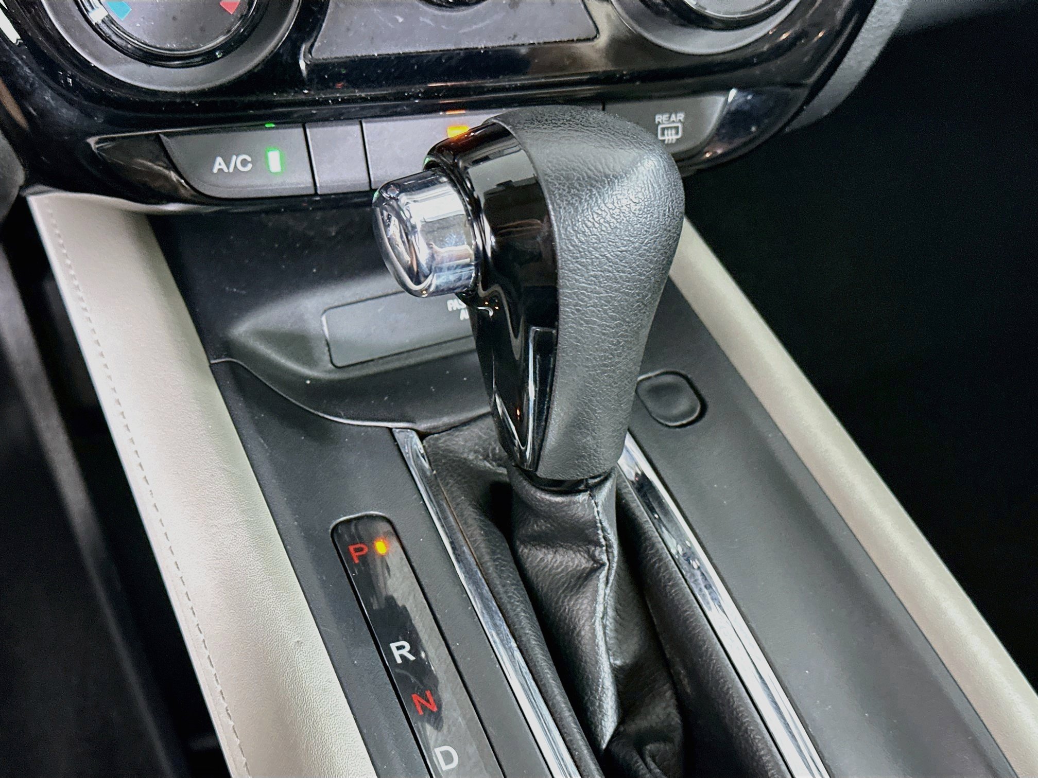 Used 2017 Honda HR-V LX image 24