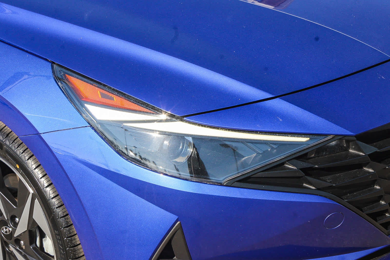 Used 2023 Hyundai Elantra SEL w/ Convenience Package FWD image 4