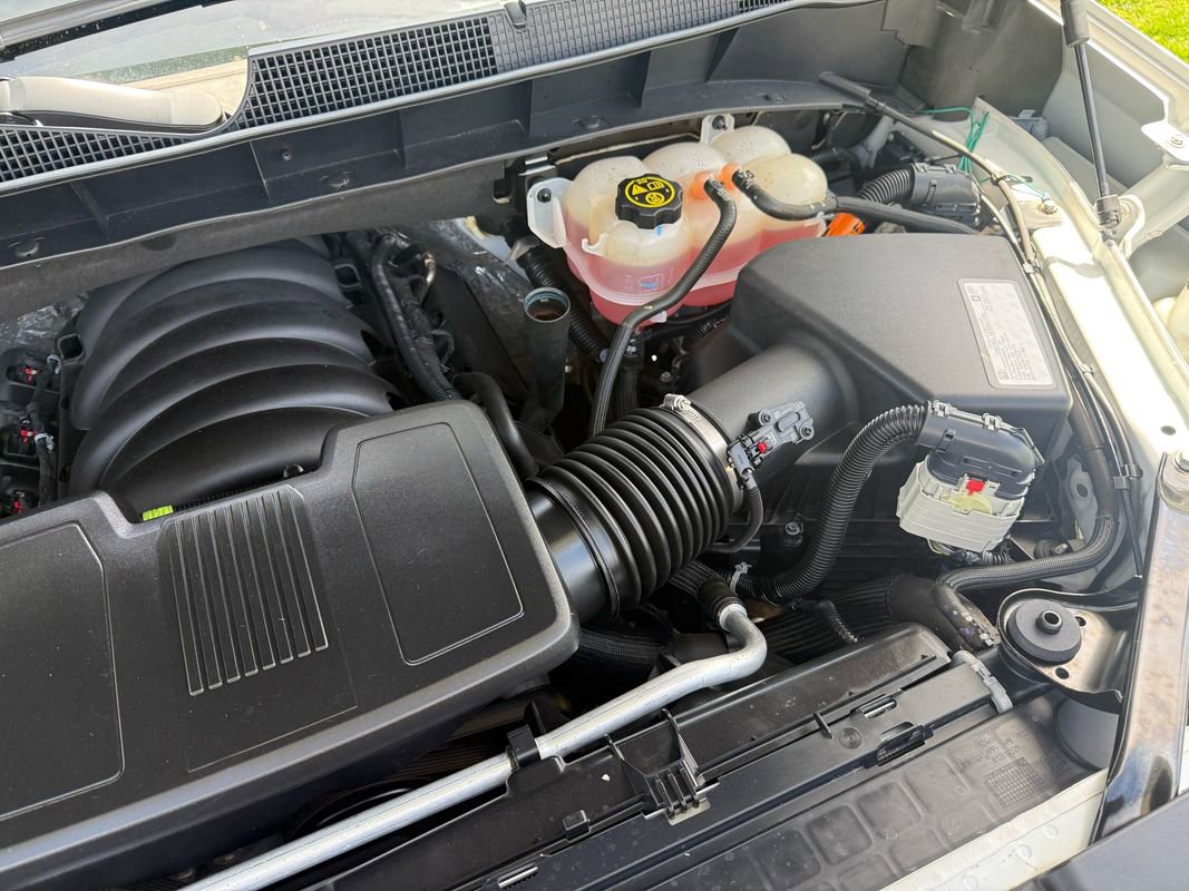 Used 2019 Chevrolet Silverado 1500 LTZ w/ LTZ Plus Package AWD/4WD image 50