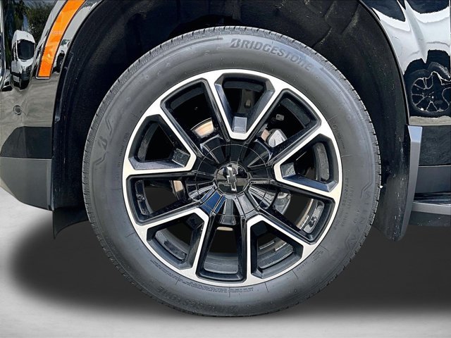 Used 2026 Chevrolet Suburban RST w/ Comfort Package RWD image 10
