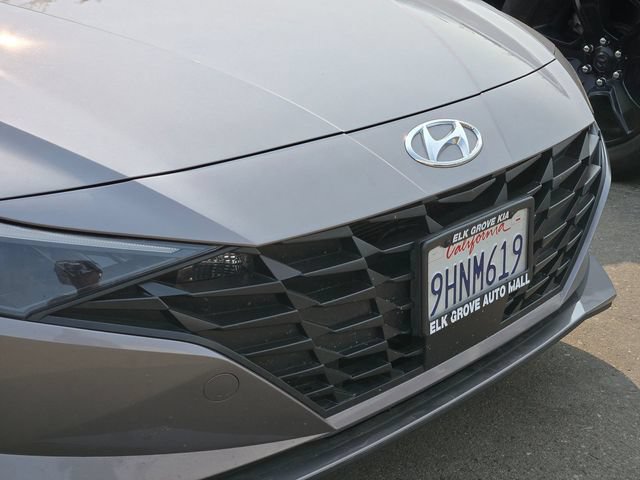 Used 2023 Hyundai Elantra SEL w/ Convenience Package FWD image 5