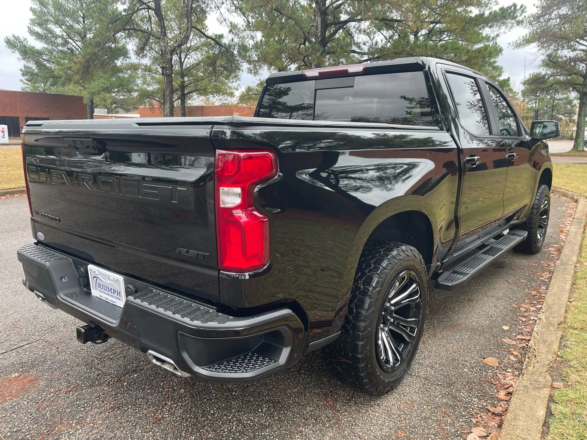 Used 2022 Chevrolet Silverado 1500 RST image 5