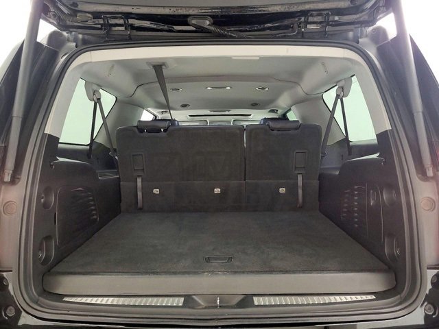 Used 2019 Chevrolet Suburban LT image 7