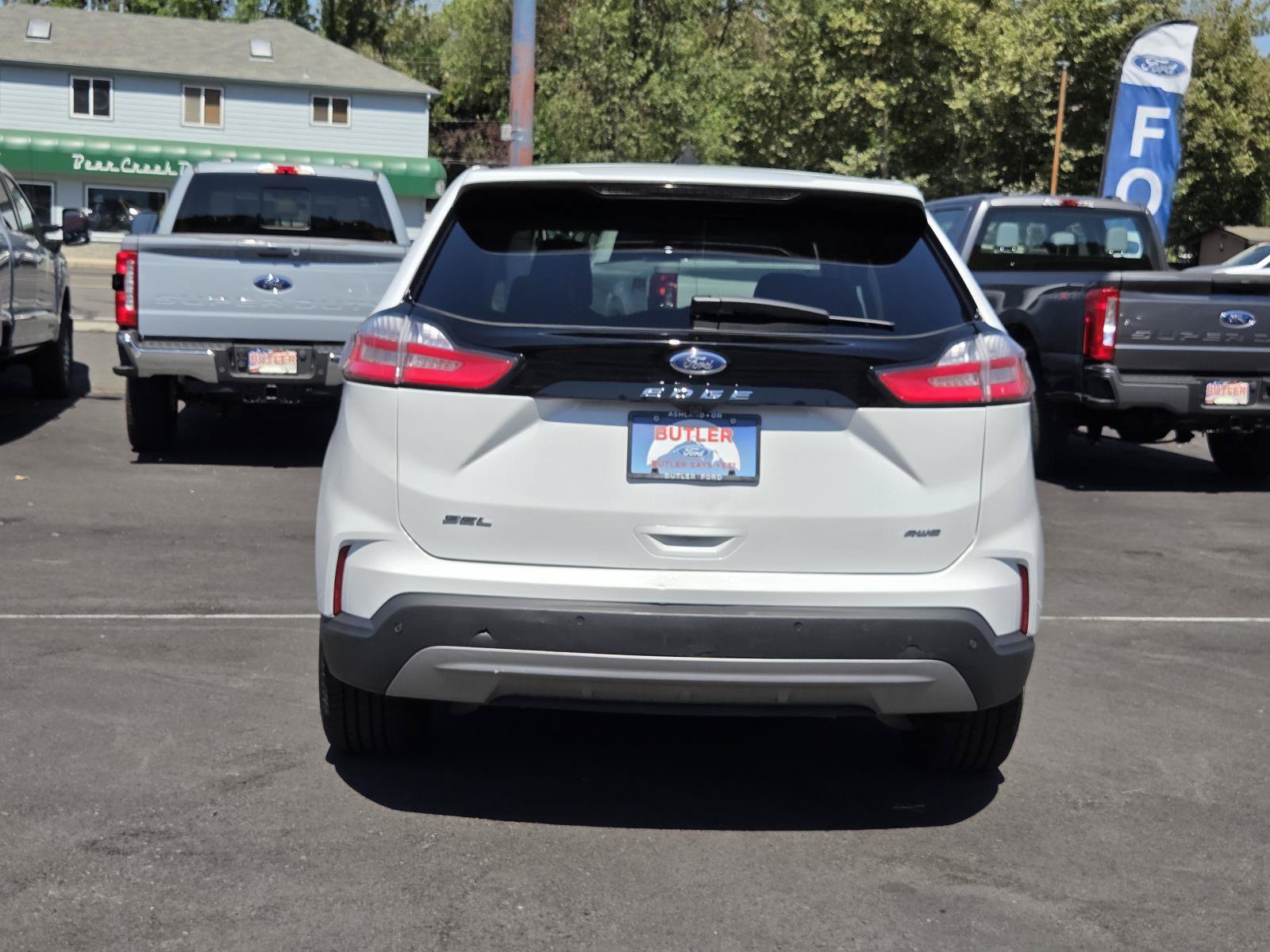 Used 2024 Ford Edge SEL AWD/4WD image 6