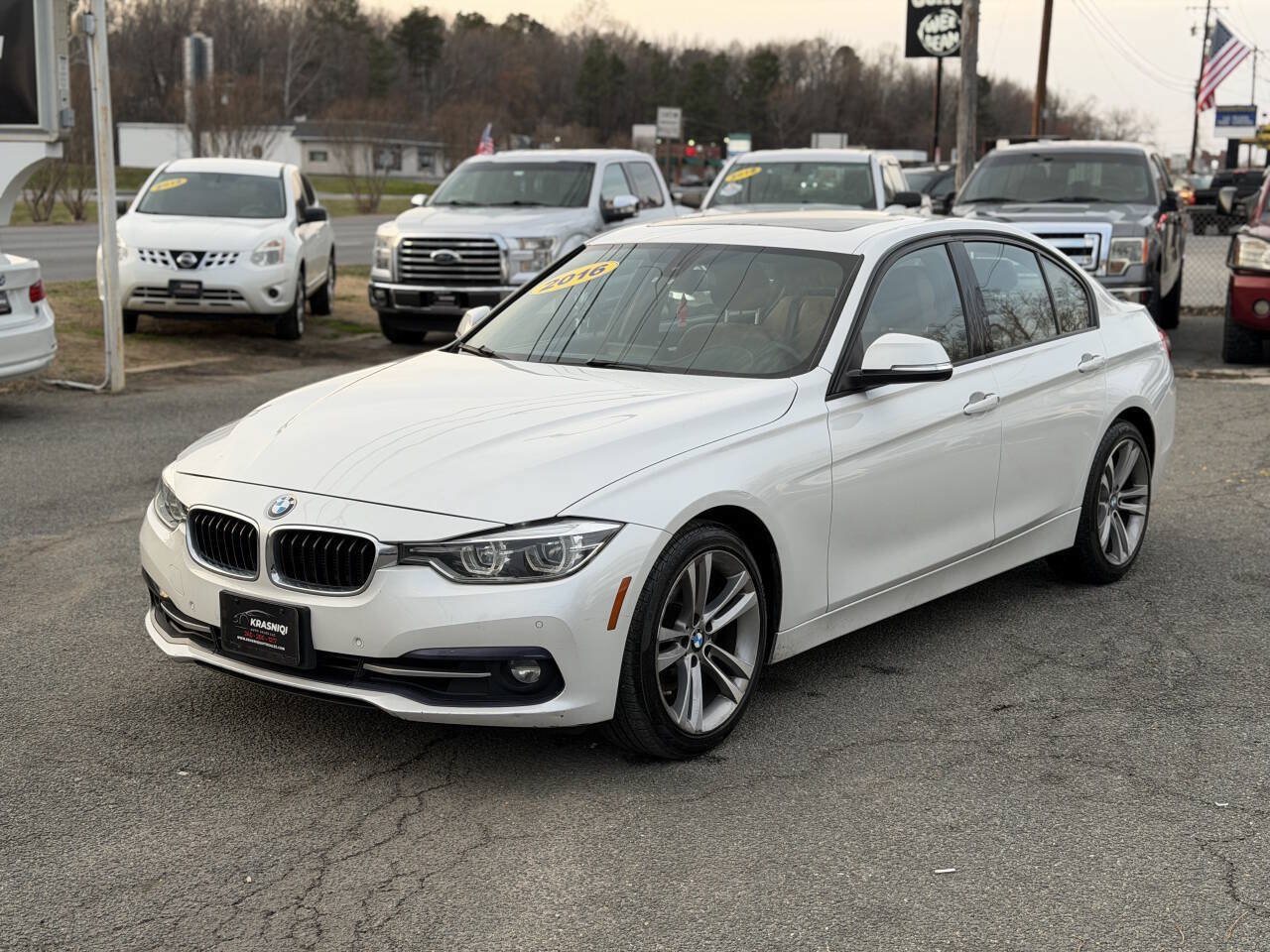 Used 2016 BMW 328i xDrive Sedan AWD/4WD image 5
