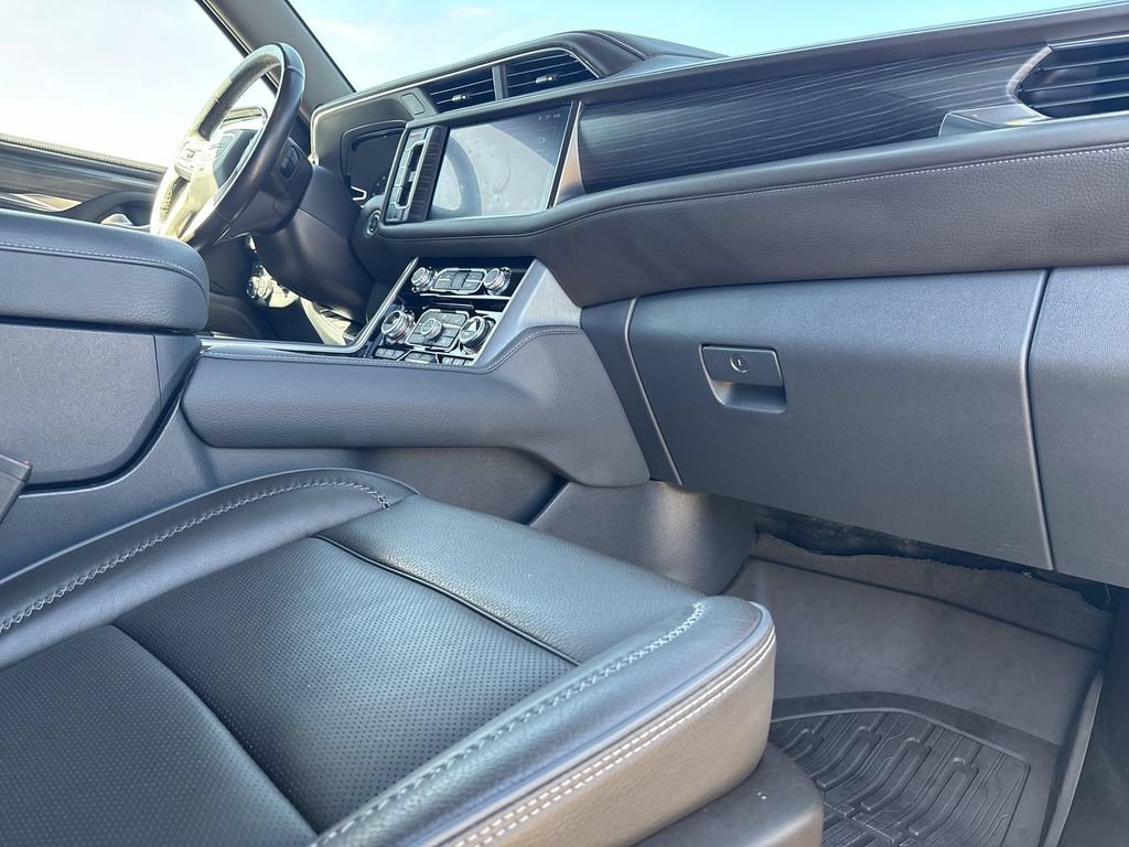 Used 2022 GMC Yukon Denali AWD/4WD image 33