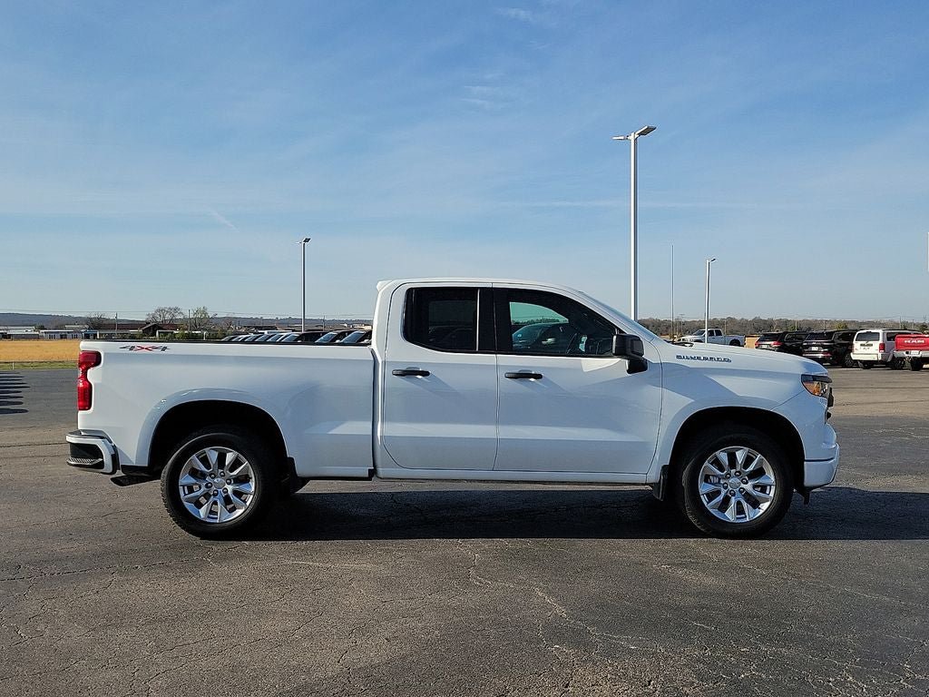 Used 2023 Chevrolet Silverado 1500 Custom AWD/4WD image 6