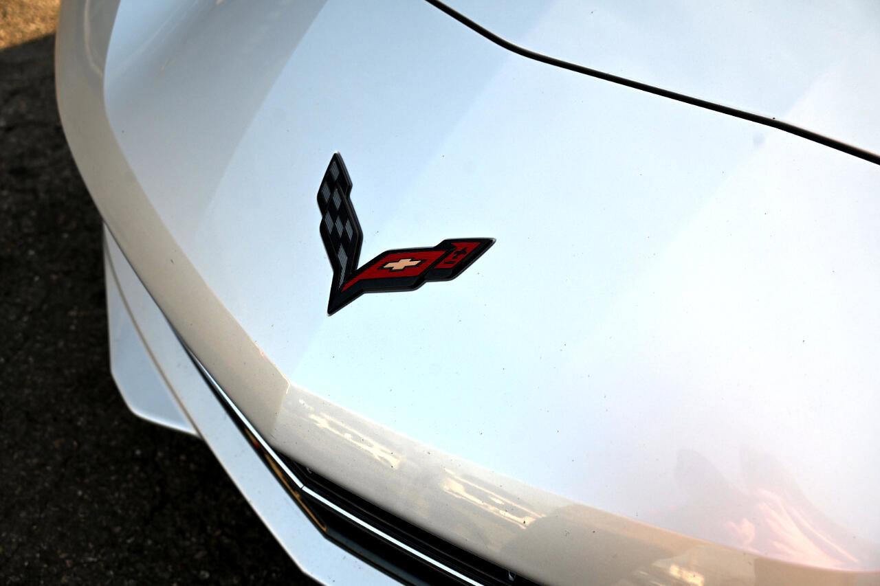 Used 2015 Chevrolet Corvette Stingray Coupe w/ 2LT Preferred Equipment Group image 65