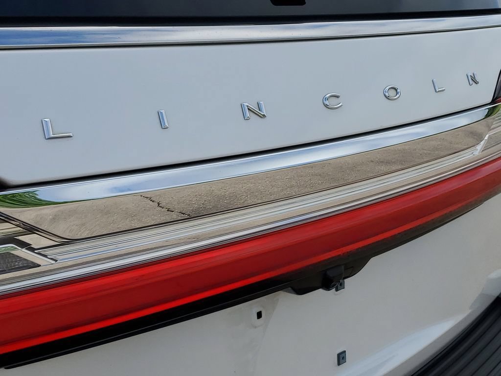 Used 2019 Lincoln Navigator Reserve w/ Cargo Package AWD/4WD image 35