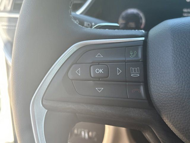 New 2025 Jeep Grand Cherokee Limited w/ Black Appearance Package image 23