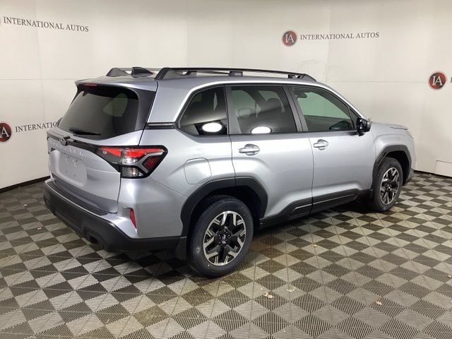 Used 2026 Subaru Forester Premium AWD/4WD image 4