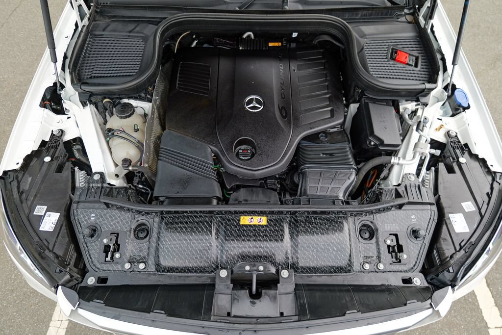 Used 2024 Mercedes-Benz GLS 450 4MATIC image 53
