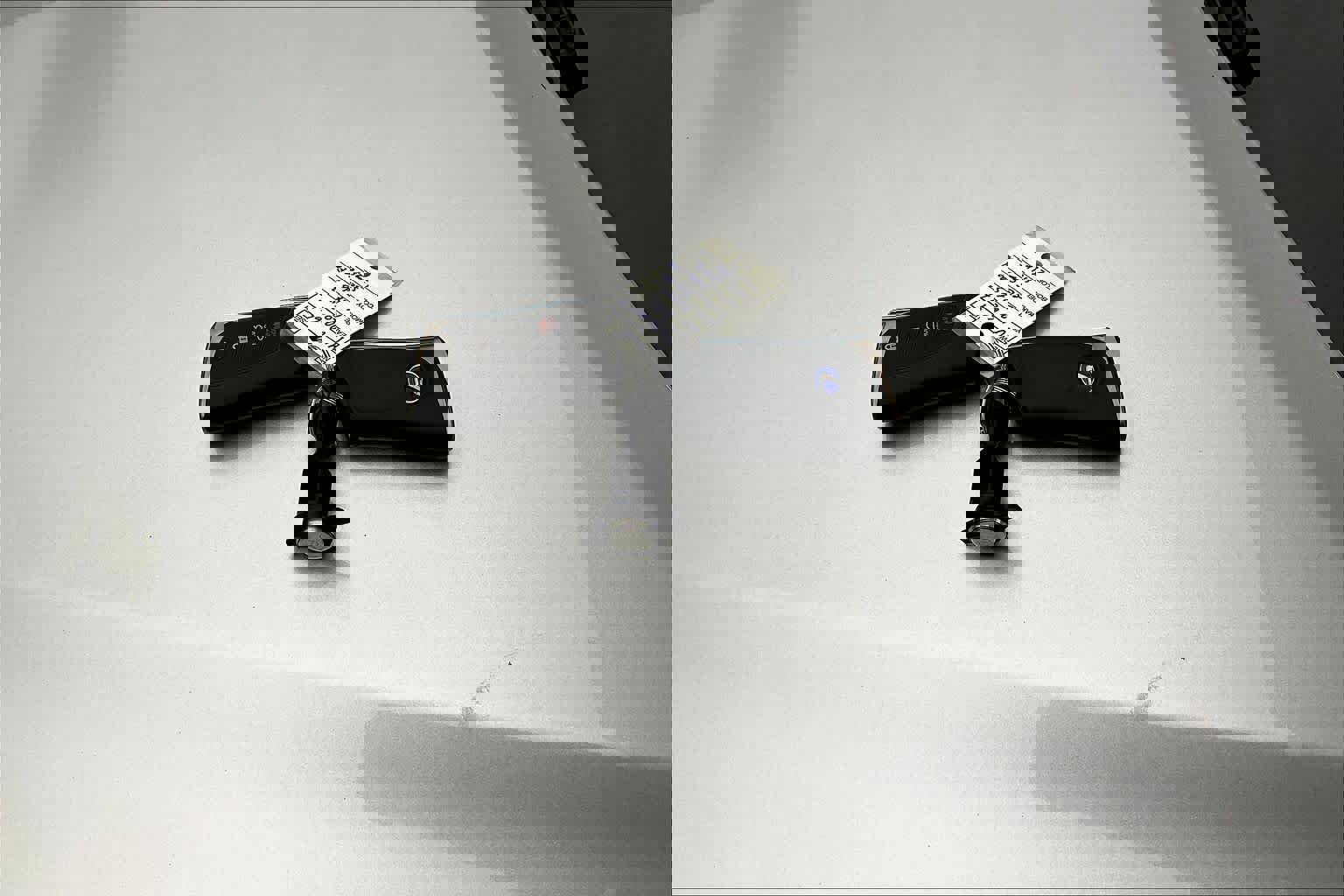 Used 2021 Lexus ES 300h w/ Premium Package image 14