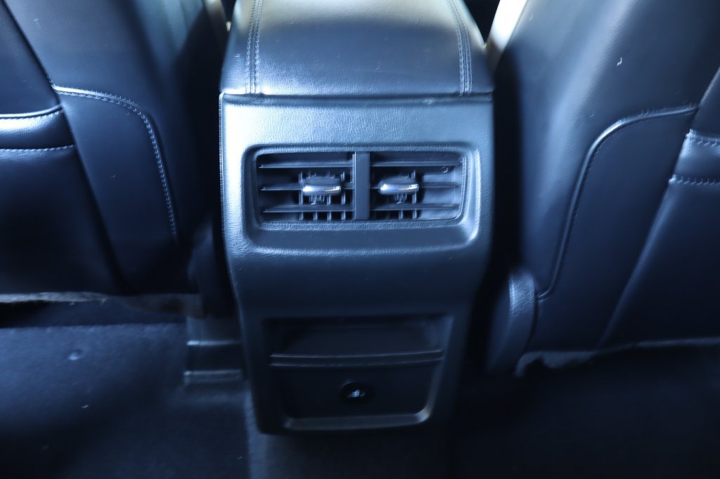 Used 2024 Ford Edge SEL AWD/4WD image 32