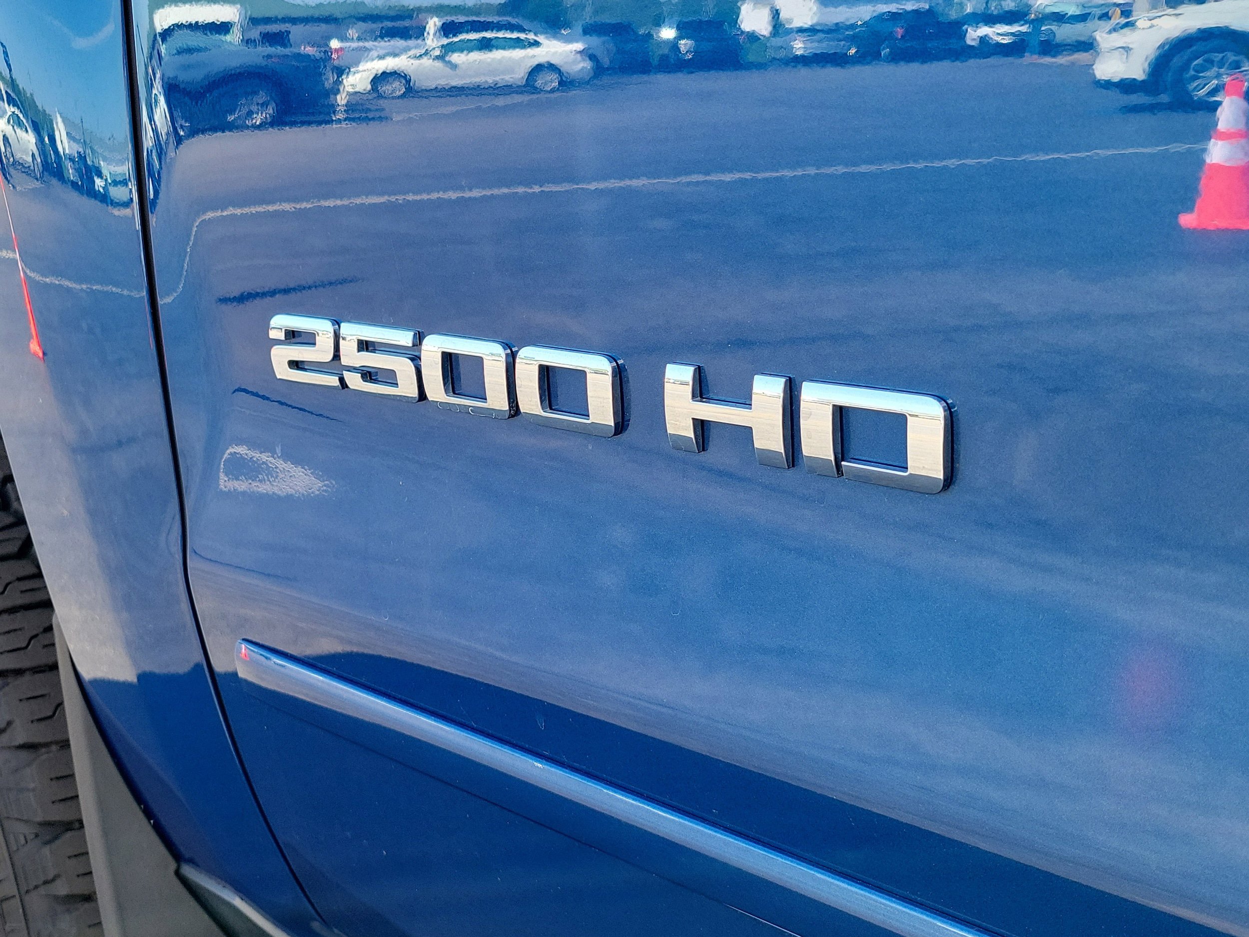 Used 2019 Chevrolet Silverado 2500 LT w/ All Star Edition AWD/4WD image 10