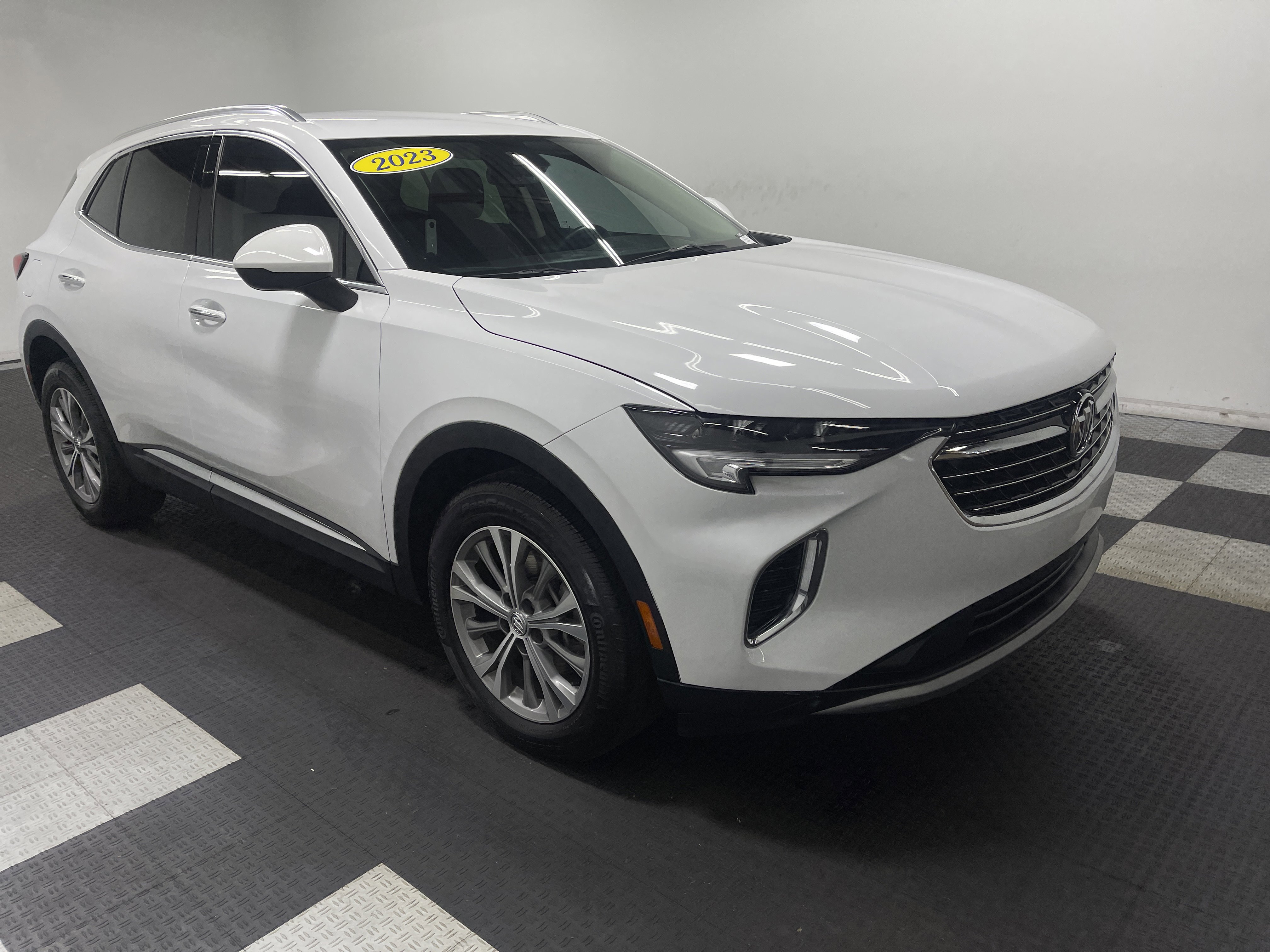 Used 2023 Buick Envision Preferred image 7