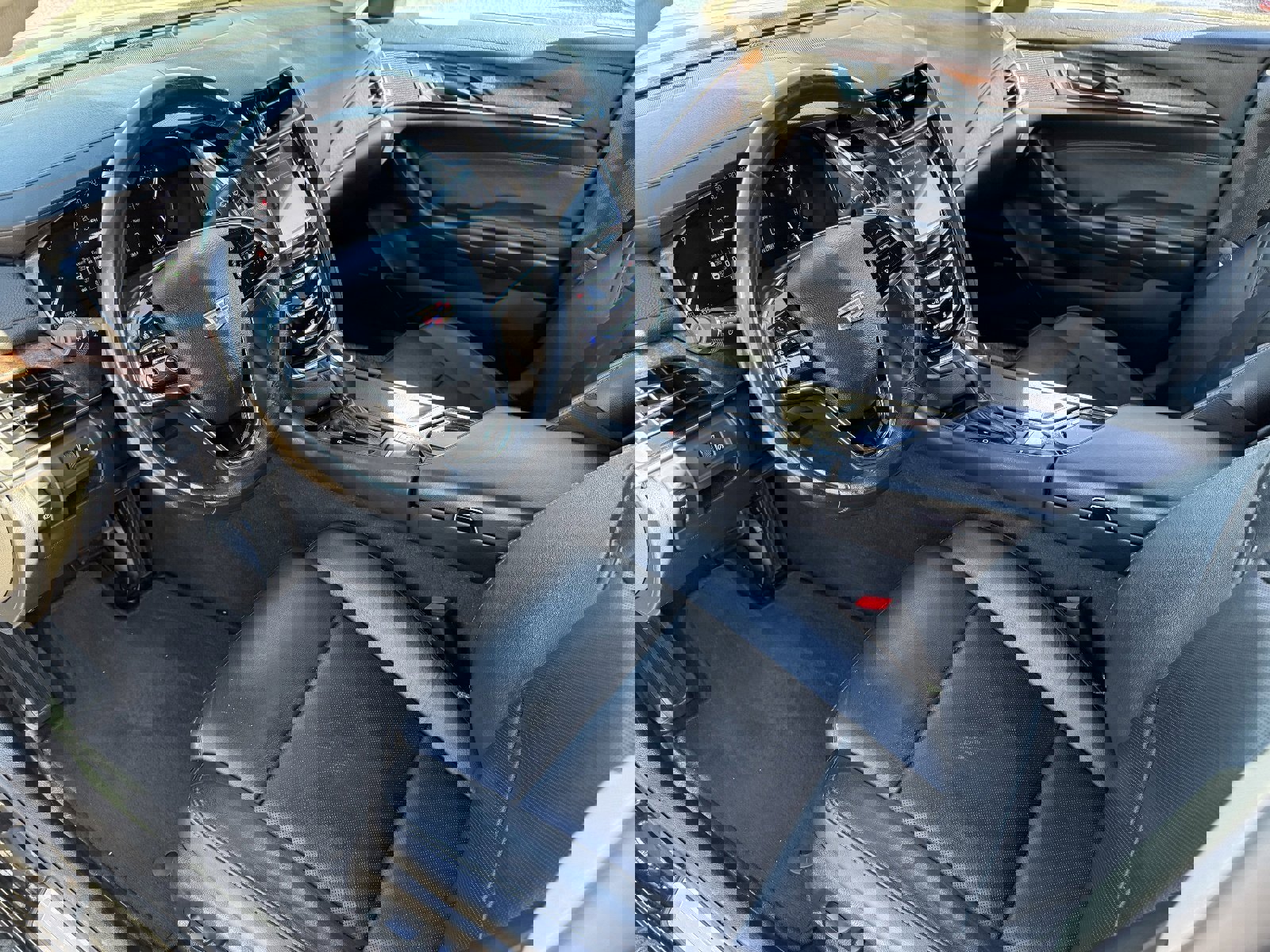 Used 2019 Cadillac CTS Luxury image 19