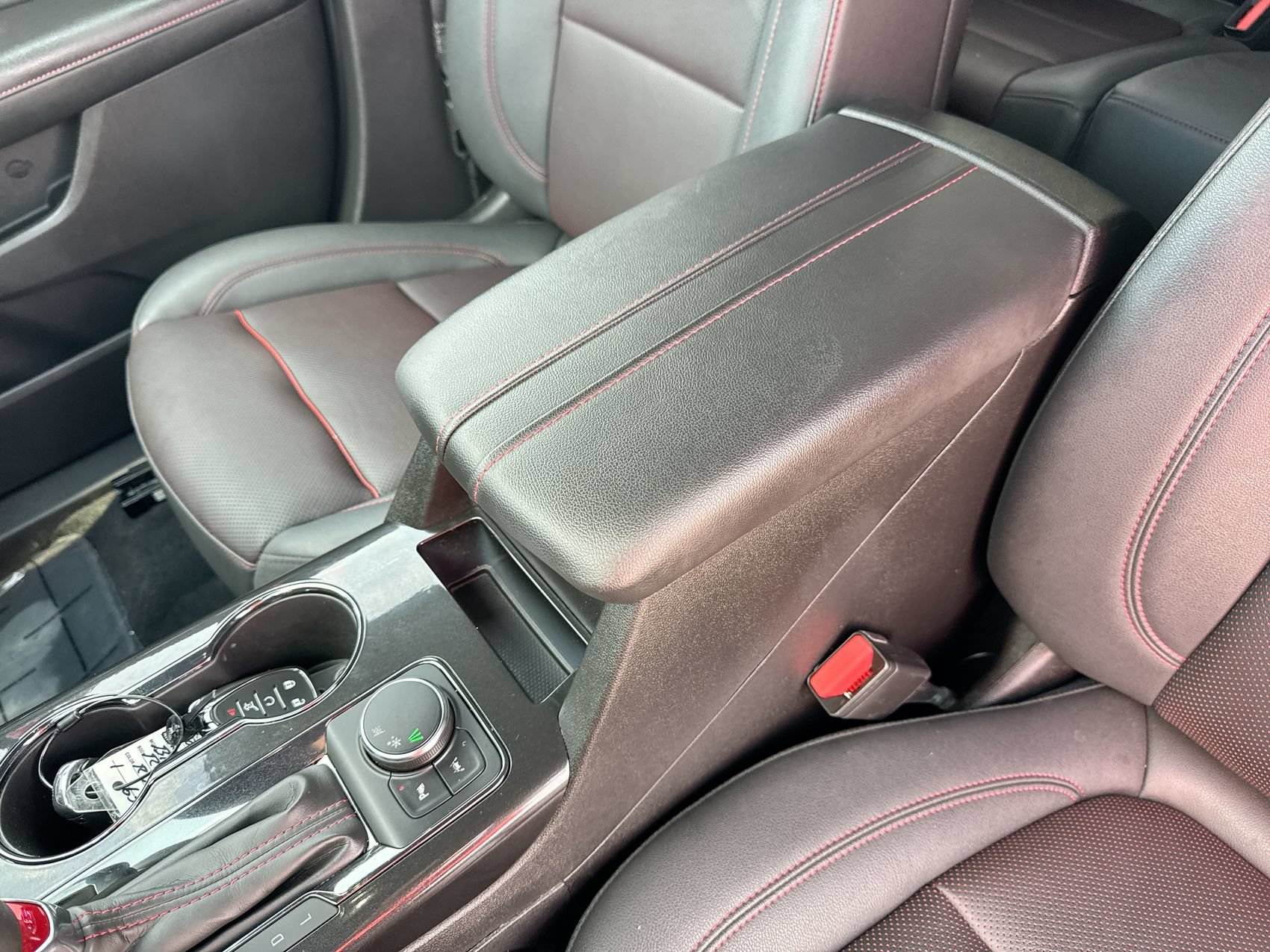Used 2025 Chevrolet Blazer RS FWD image 21