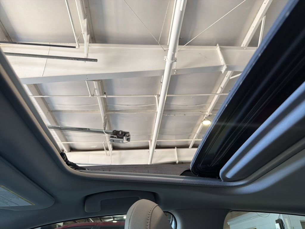 Used 2018 Toyota Camry SE w/ Audio Package image 12