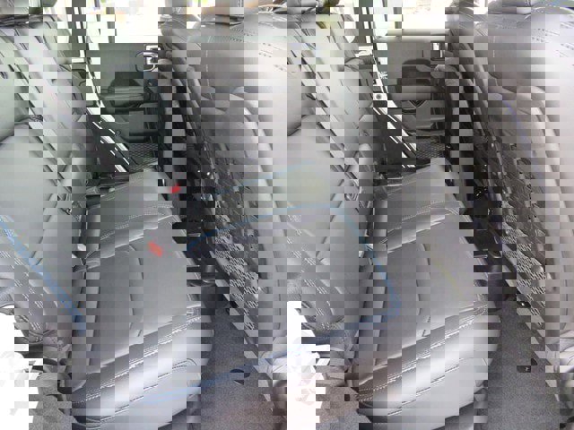 New 2023 Jeep Wrangler Rubicon w/ Steel Bumper Group image 33