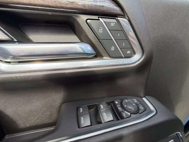 Used 2024 Chevrolet Silverado 3500 LTZ w/ LTZ Plus Package AWD/4WD image 16