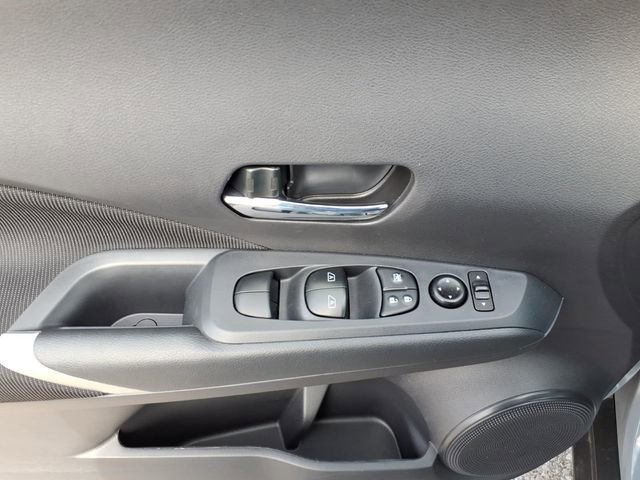 Certified 2024 Nissan Kicks SV w/ Interior Electronics Package image 3