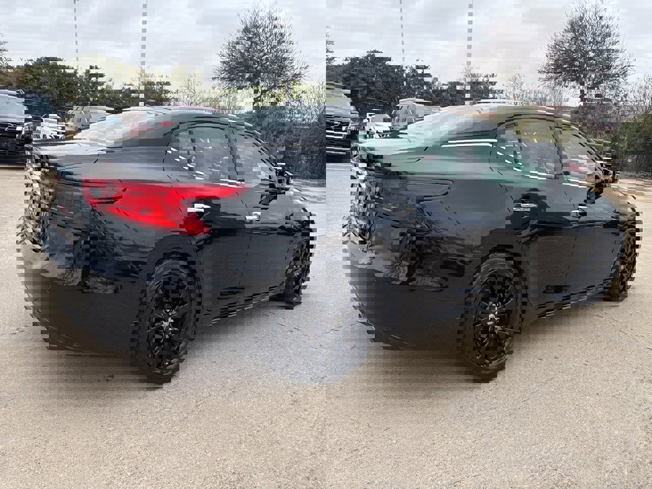 Used 2017 Nissan Maxima Platinum image 3