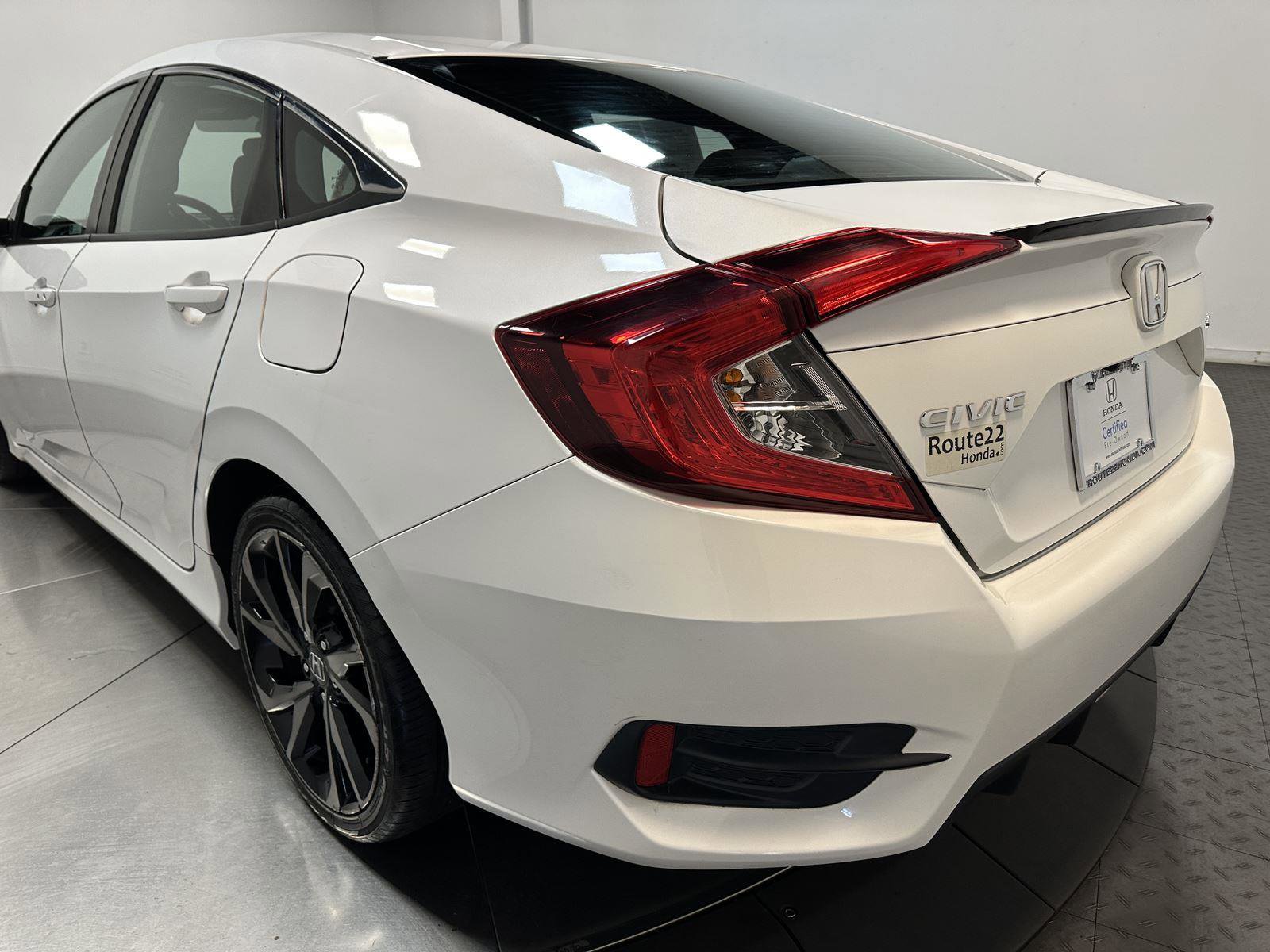 Used 2020 Honda Civic Sport image 10