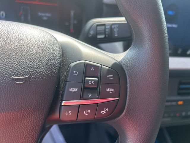 Used 2025 Ford Maverick XLT w/ Equipment Group 302A AWD/4WD image 18