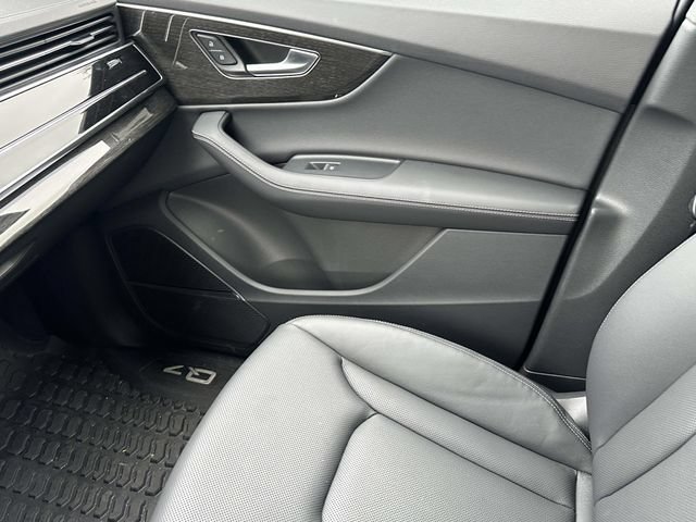Certified 2026 Audi Q7 3.0T Premium Plus w/ Premium Plus Package AWD/4WD image 33