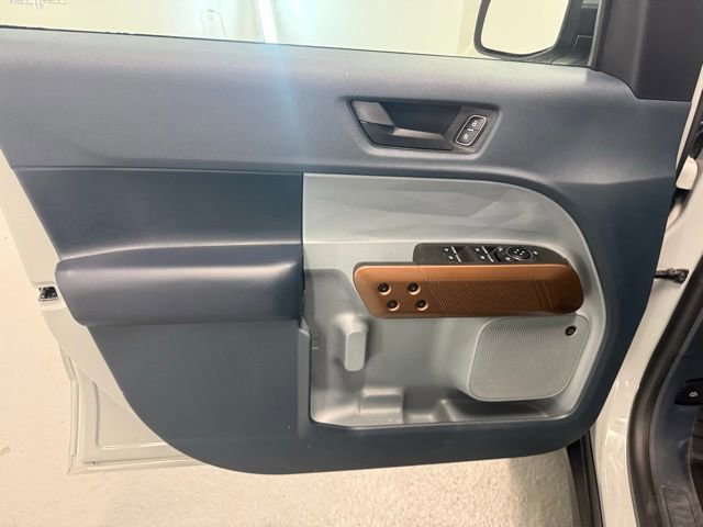 Used 2023 Ford Maverick Lariat w/ Lariat Luxury Package FWD image 13