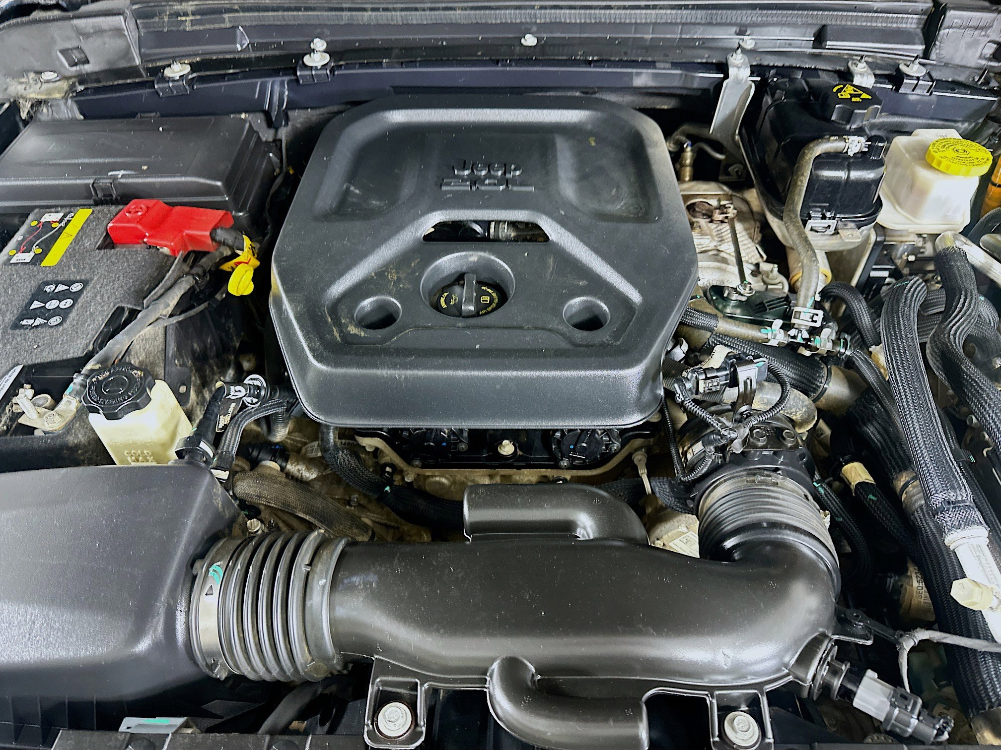 Used 2023 Jeep Wrangler Unlimited Rubicon 4xe w/ Steel Bumper Group image 31