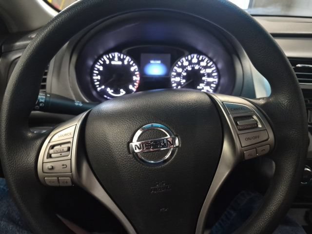 Used 2013 Nissan Altima 2.5 S FWD image 13
