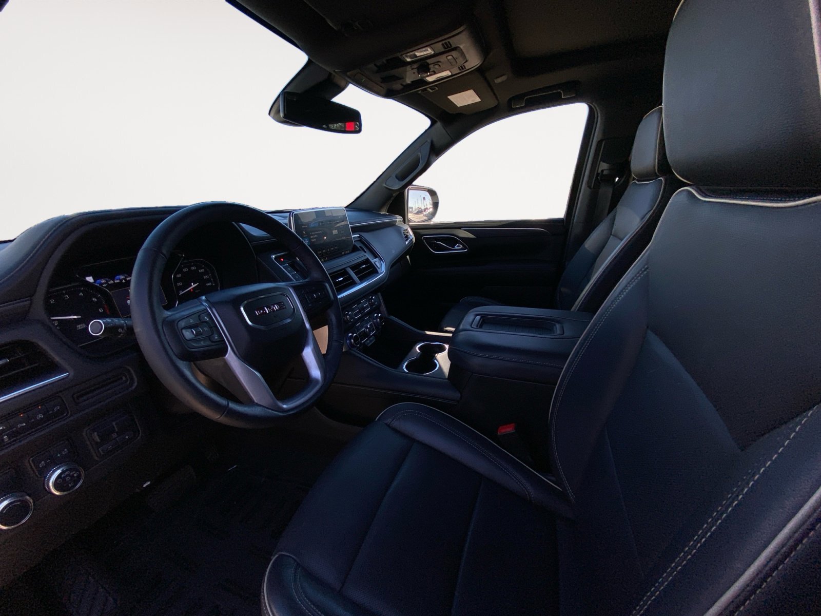 Used 2021 GMC Yukon SLT w/ SLT Luxury Plus Package image 23