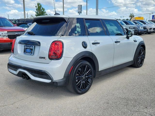 Used 2022 MINI Cooper S image 6