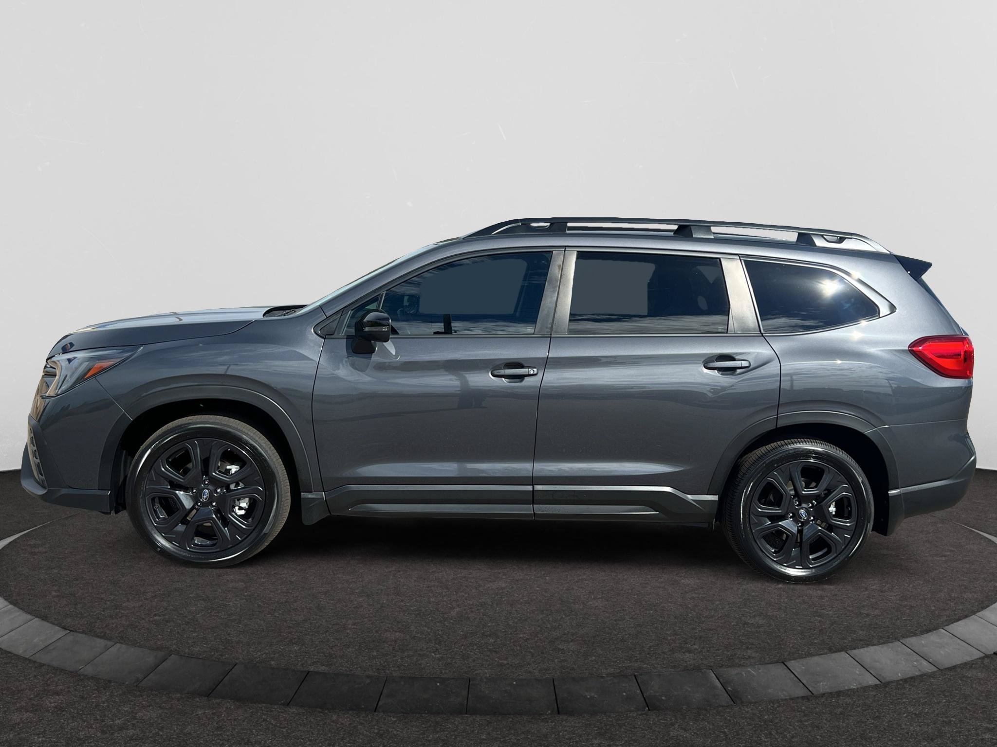 Used 2023 Subaru Ascent Onyx Edition AWD/4WD image 1