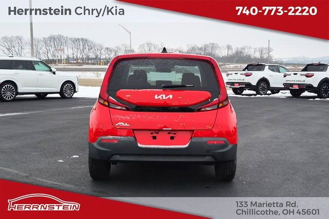 Used 2022 Kia Soul LX image 30