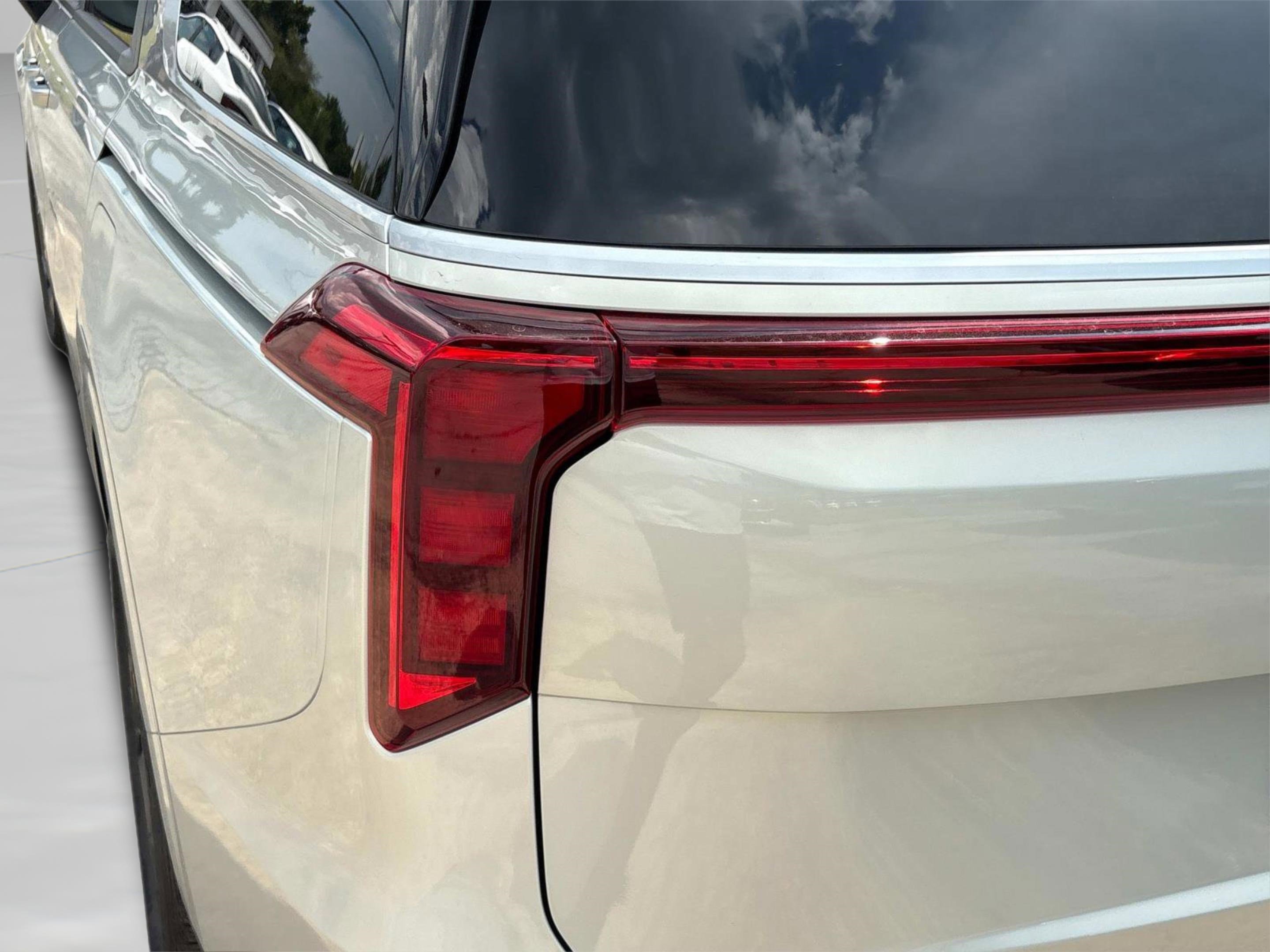 New 2026 Kia Carnival EX image 11