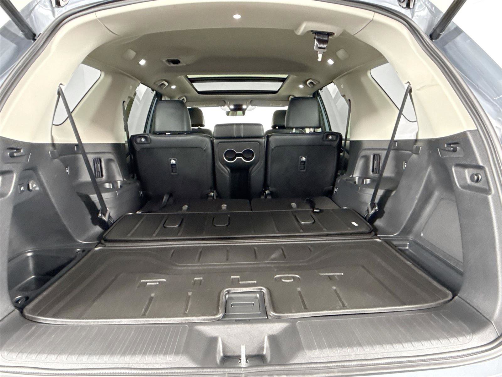 Used 2023 Honda Pilot Elite image 39