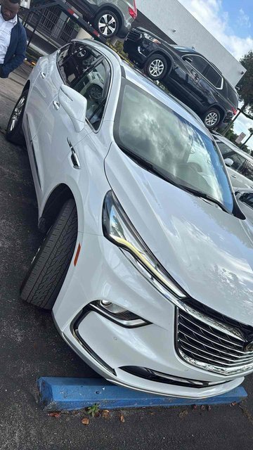 Used 2023 Buick Enclave Essence w/ Experience Buick Package